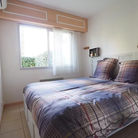 T2 Rez-de-jardin Proche A Avec Parking - Fr-1-474-284 דירה