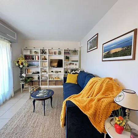T2 Rez-de-jardin Proche à Avec Parking - Fr-1-474-284 Apartamento