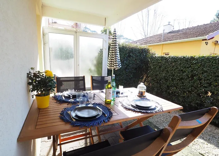 T2 Rez-de-jardin Proche à Avec Parking - Fr-1-474-284 * Arcachon